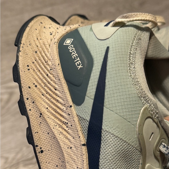 2021 Womens Nike Pegasus Trail 3 Gore-Tex Seafoam Navy GTX SZ 11 (DC8794-003) - Picture 2 of 9